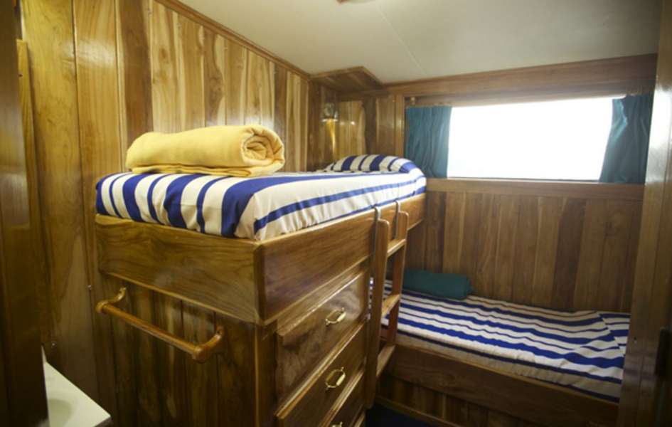 Standard cabin with privat bath MV Yemaya